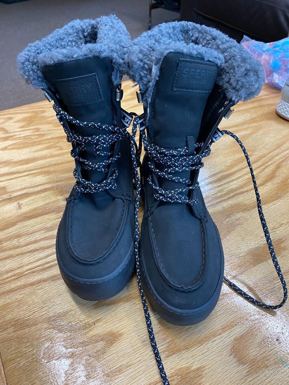 Sperry Juneau Winter Snow Boots Women's 5.5 Black Leather Lace Up STS86817 S11